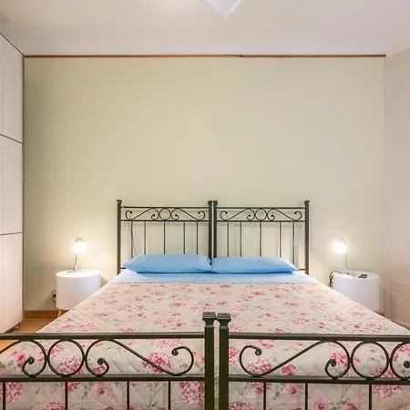 Apartment Le Antiche Mura Lucca